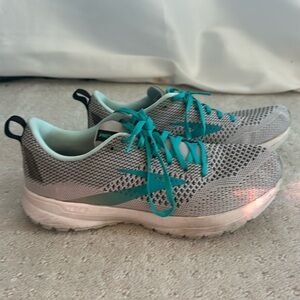 Brooks Revel Comfort/Running/Athletic Shoes Size 9.5 Women